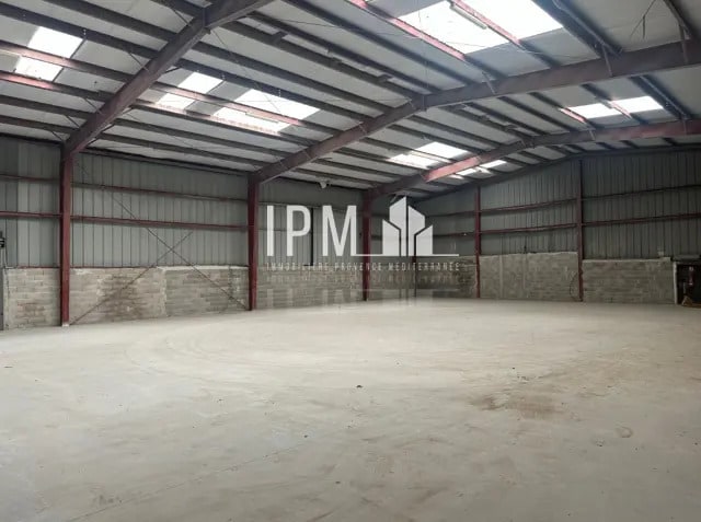 Local d’activités dans Aubagne à louer - Photo intérieure – Image 1 sur 16