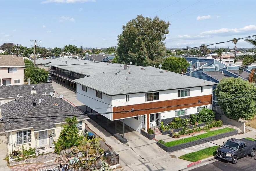 14611 Larch Ave, Lawndale, CA à vendre - Photo de l’immeuble – Image 2 sur 15