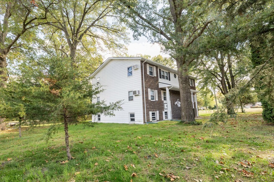 8943 N 300 W, Lake Village, IN à vendre - Photo de l’immeuble – Image 2 sur 25