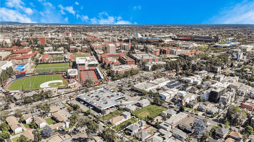 1146 W 35th St, Los Angeles, CA à vendre - Photo de l’immeuble – Image 2 sur 11