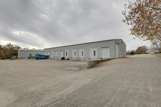 2414 W Schneidman Dr, Quincy, IL à louer Photo de l’immeuble– Image 2 sur 42