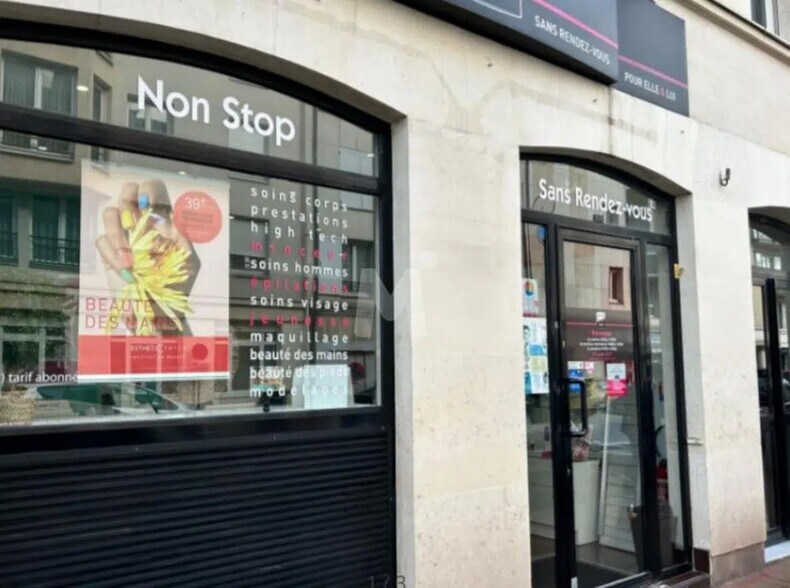 Local commercial dans Antony à vendre - Photo de l’immeuble – Image 3 sur 3