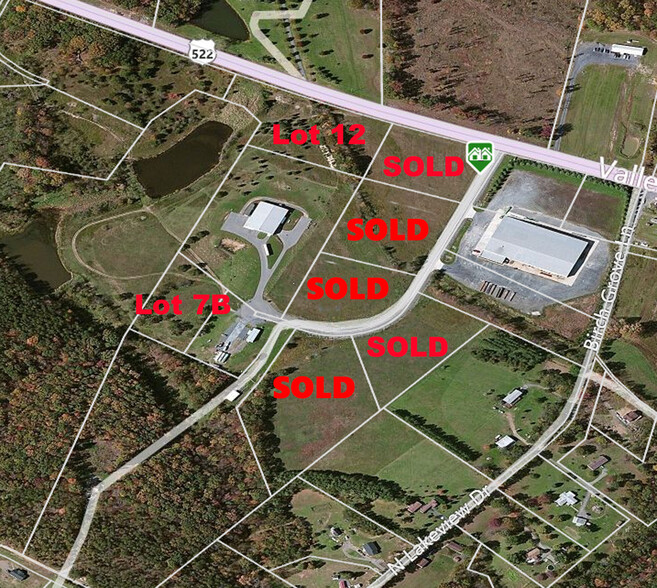 JR Hawvermal Rd, Berkeley Springs, WV à vendre - Photo de l’immeuble – Image 1 sur 8