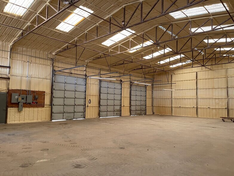 2804 E Highway 199, Springtown, TX à louer - Photo de l’immeuble – Image 3 sur 4