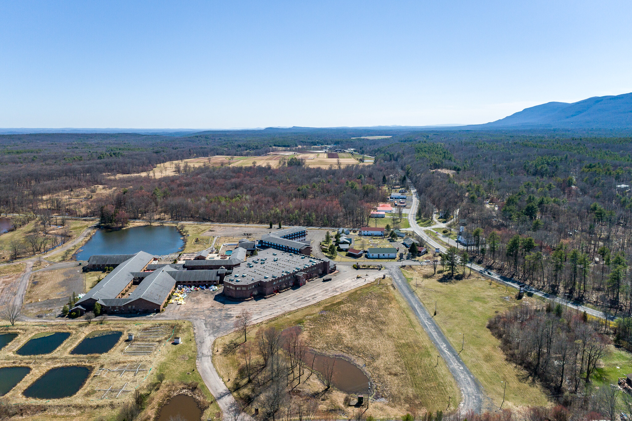 4858 Route 32, Catskill, NY à louer Photo de l’immeuble– Image 1 sur 100