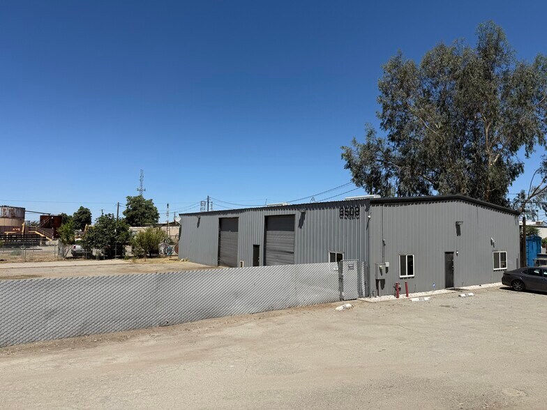 3502 Gilmore Ave, Bakersfield, CA à louer - Photo de l’immeuble – Image 1 sur 5