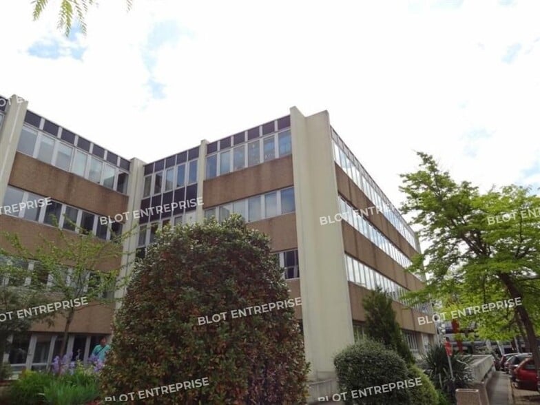 Bureau dans Nantes à louer - Photo de l’immeuble – Image 3 sur 3