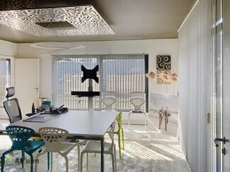 Plus de détails pour Bureau à louer