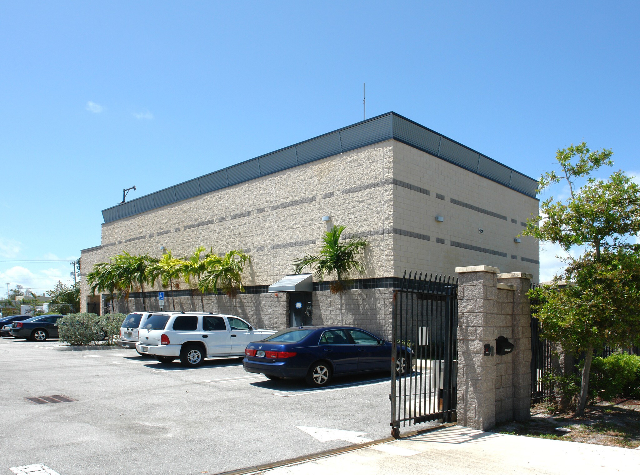 424 Hampton Rd, West Palm Beach, FL à vendre Photo principale– Image 1 sur 13