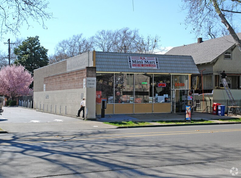 2820 E St, Sacramento, CA à louer - Photo de l’immeuble – Image 3 sur 4