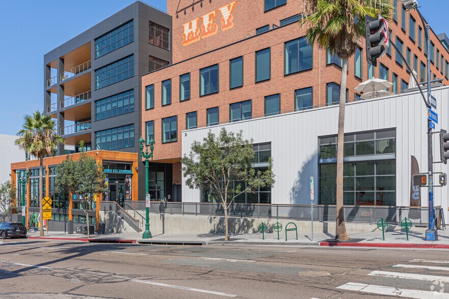 2100 Kettner Blvd, San Diego, CA à louer - Photo de l’immeuble – Image 3 sur 4