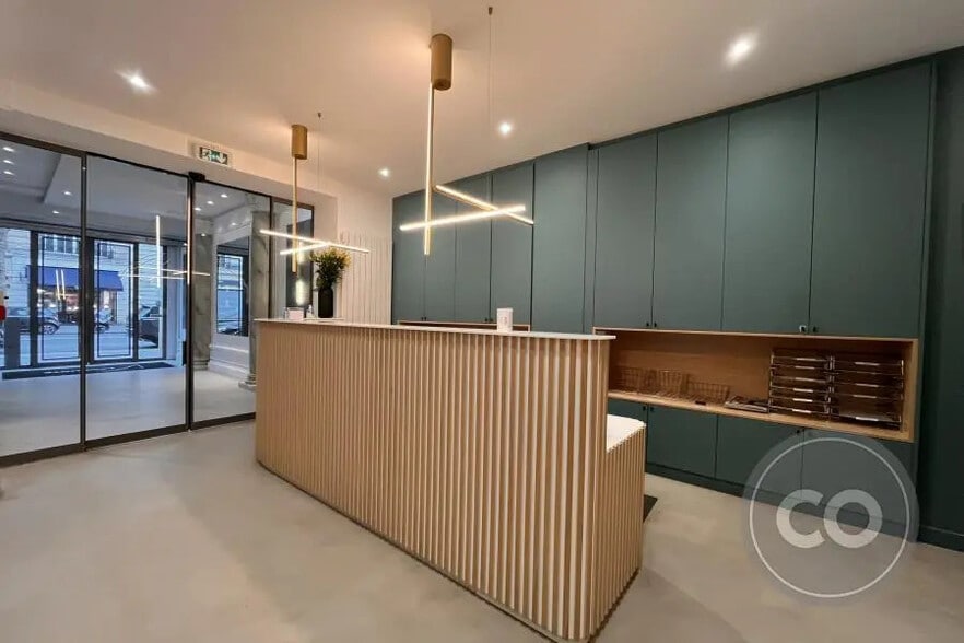 Bureau dans Paris à louer - Photo de l’immeuble – Image 2 sur 5
