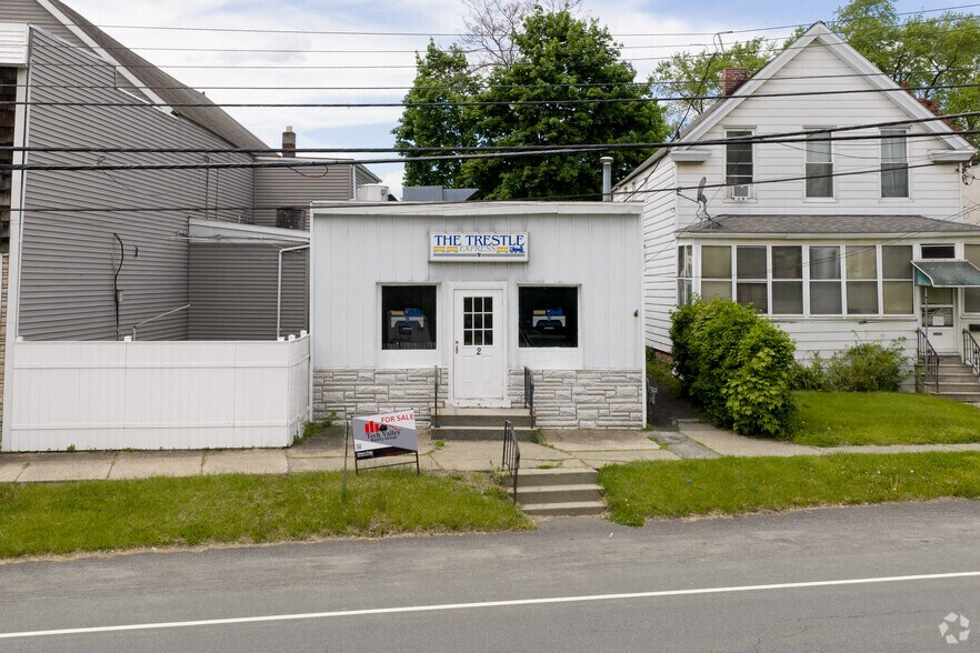Cohoes Portfolio portefeuille de 4 biens à vendre sur LoopNet.fr - Photo de l’immeuble – Image 2 sur 7