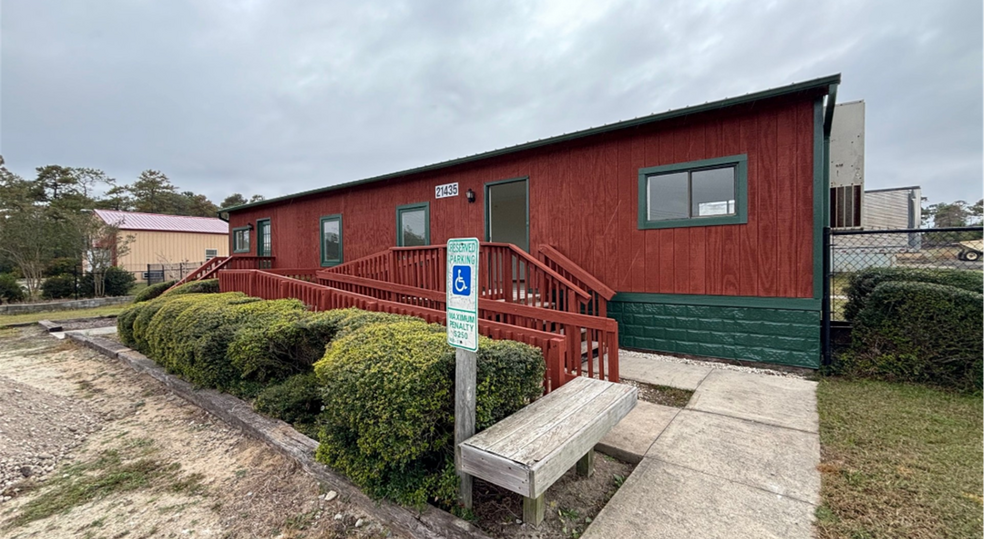 21435 US Highway 17, Hampstead, NC à louer - Photo de l’immeuble – Image 1 sur 3
