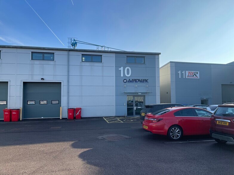 Lower Cape, Warwick à louer - Photo de l’immeuble – Image 1 sur 18