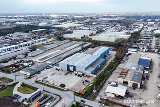 Plus de détails pour 7607 Wright Rd, Houston, TX - Industriel/Logistique à louer