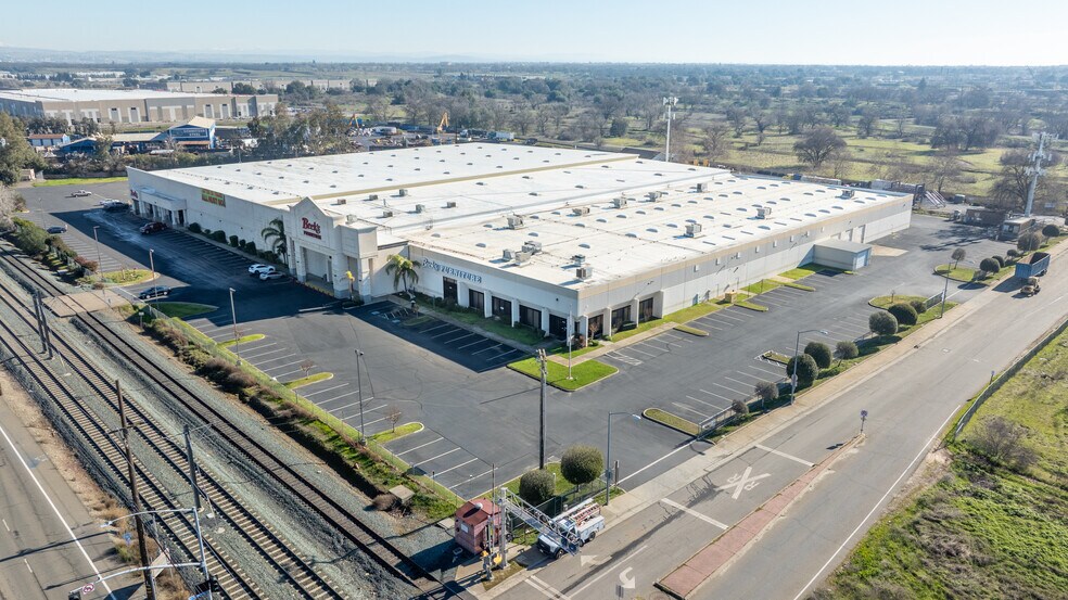 11840 Folsom Blvd, Rancho Cordova, CA à vendre - Aérien – Image 3 sur 12