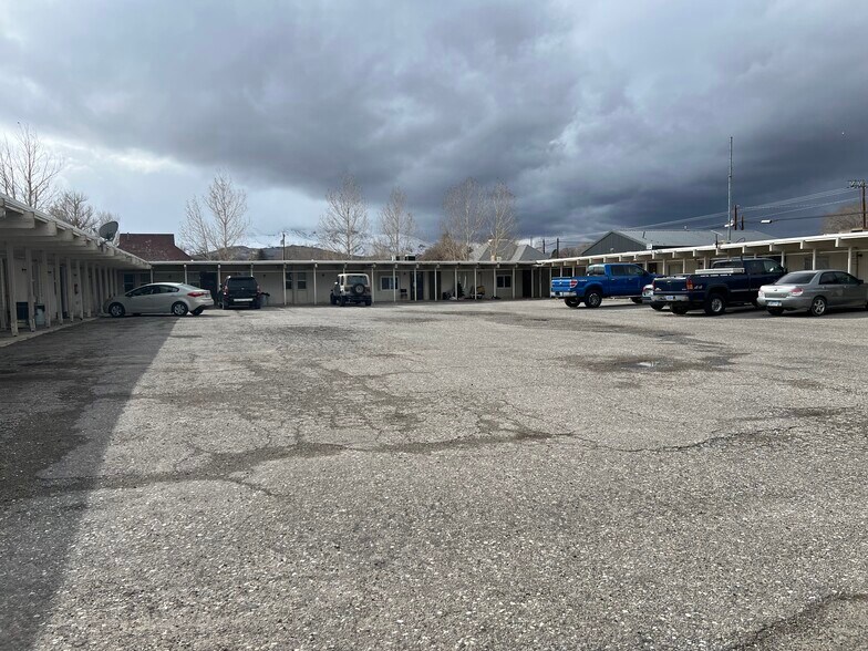 340 6th St, Wells, NV à vendre - Photo de l’immeuble – Image 2 sur 13