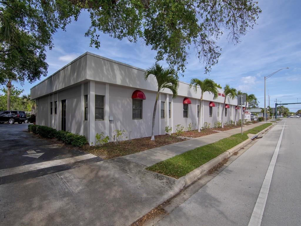 800 20th Pl, Vero Beach, FL à louer Photo de l’immeuble– Image 1 sur 34