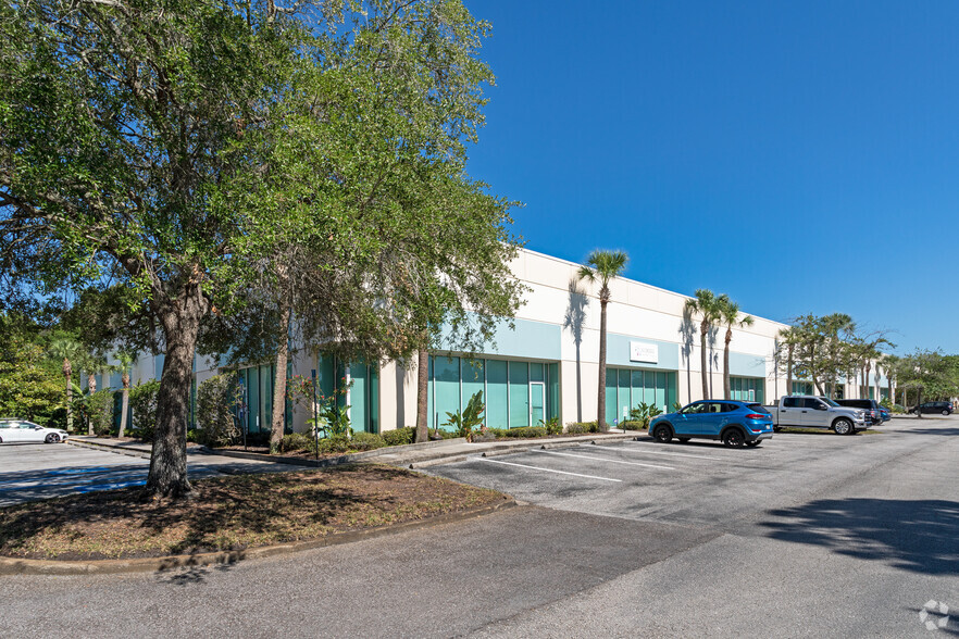 9051 Florida Mining Blvd, Tampa, FL à louer - Photo de l’immeuble – Image 1 sur 12