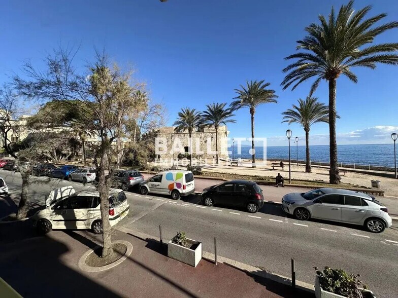 Bureau dans Antibes à louer - Photo de l’immeuble – Image 1 sur 9