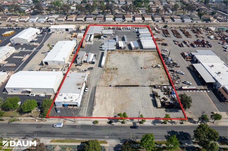 1369 W 9th St, Upland, CA à louer - Photo principale – Image 1 sur 2