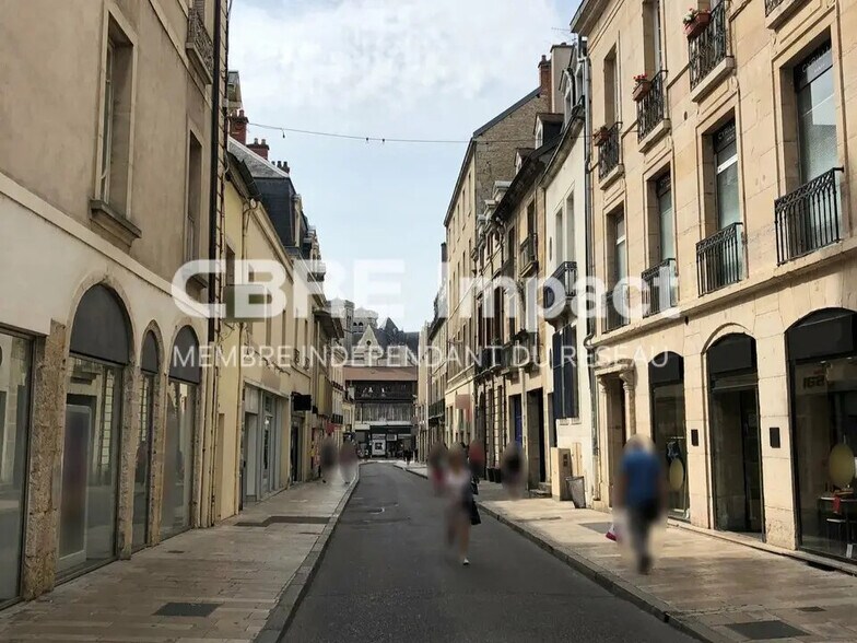 Local commercial dans Dijon à louer - Photo de l’immeuble – Image 3 sur 3