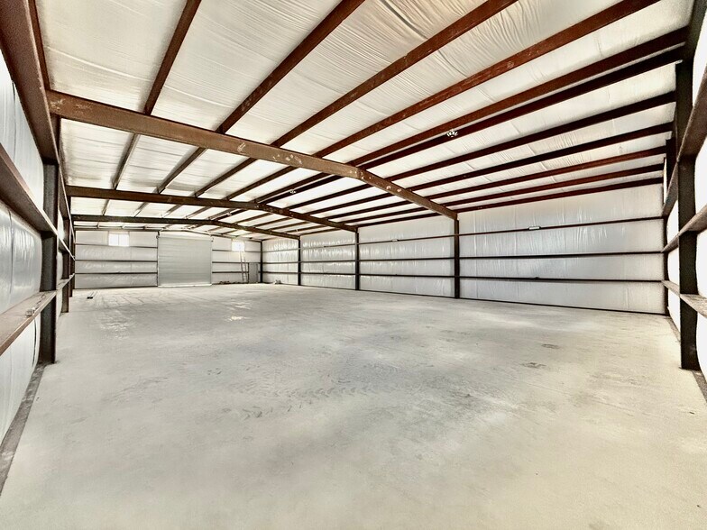 2250 County Road 107, Hutto, TX à vendre - Photo de l’immeuble – Image 2 sur 10