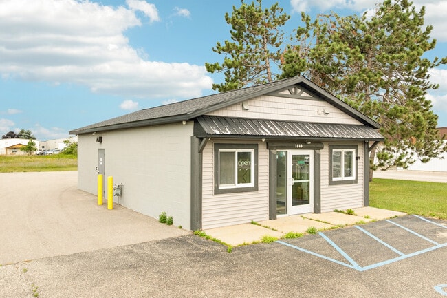 Plus de détails pour 1848 Dickerson Rd, Gaylord, MI - Local commercial aux enchères