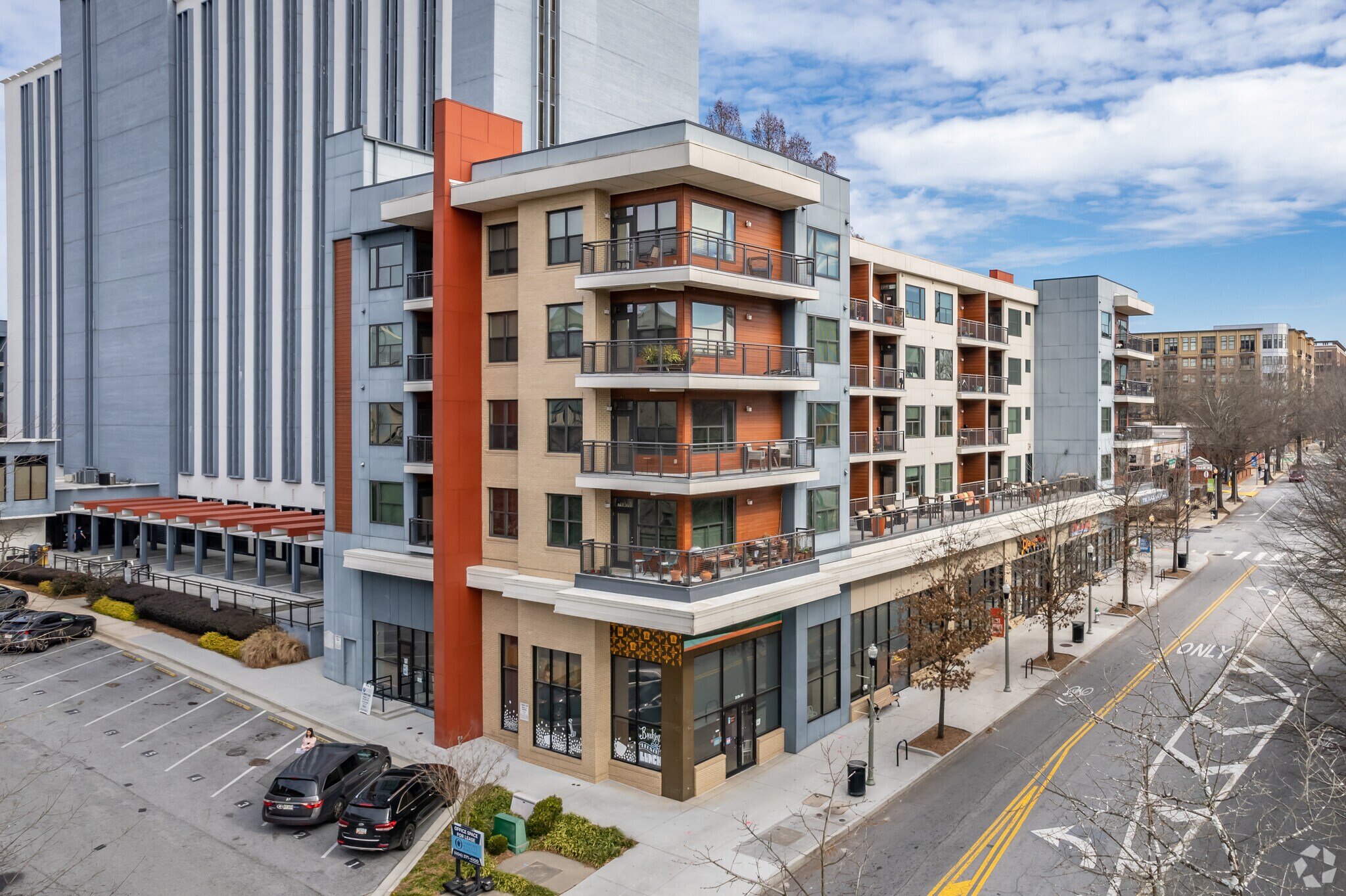 315 W Ponce de Leon Ave, Decatur, GA à louer Photo principale– Image 1 sur 5