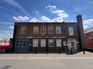 Plus de détails pour 1 Lion & Lamb Way, Farnham - Spécialisé à vendre