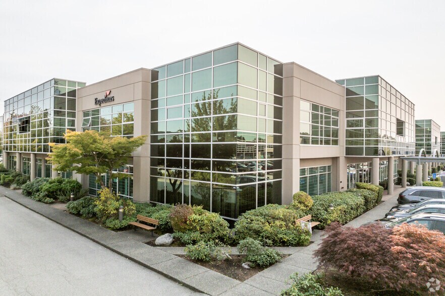 21320 Gordon Way, Richmond, BC à louer - Photo de l’immeuble – Image 2 sur 4