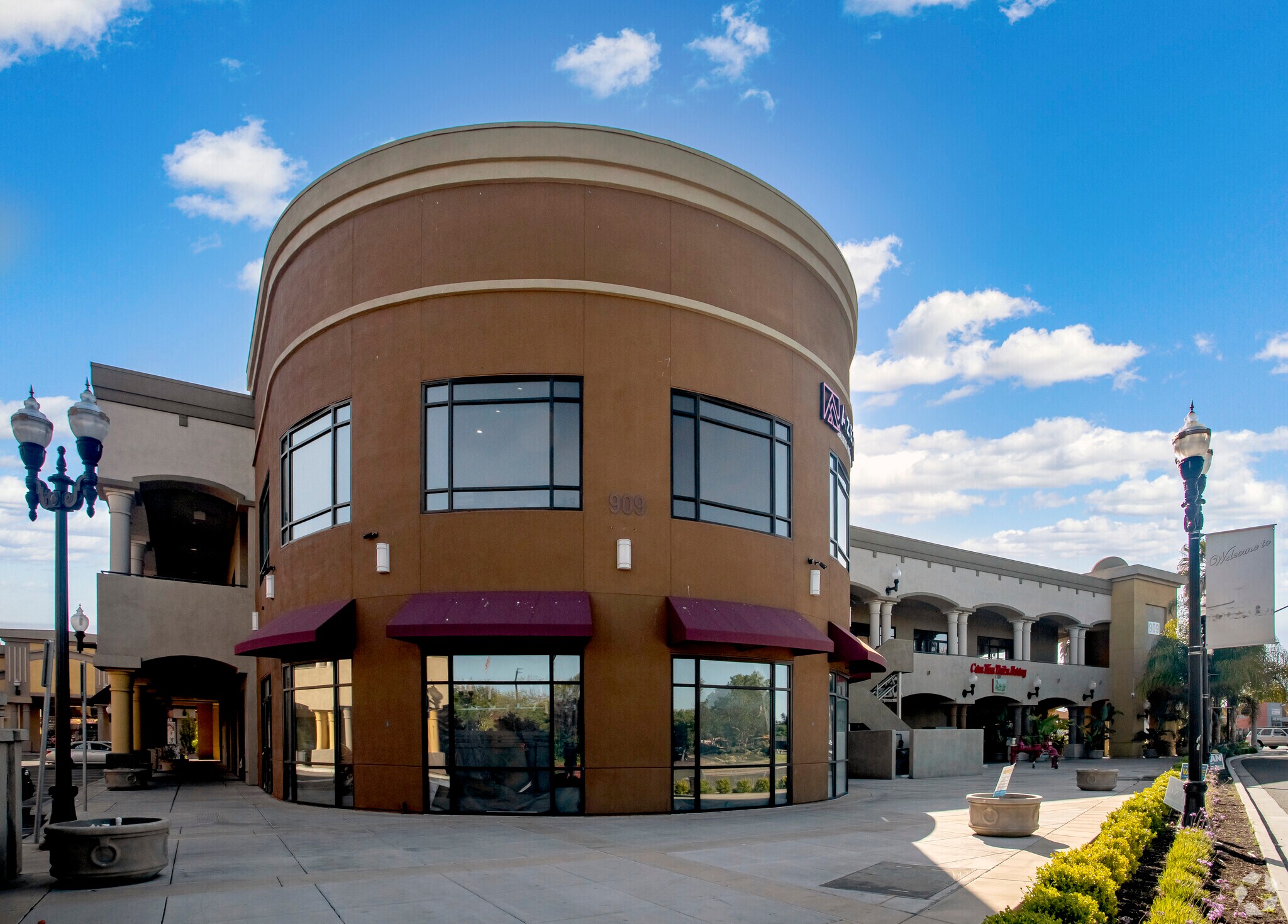 909 Story Rd, San Jose, CA à vendre Photo principale– Image 1 sur 28