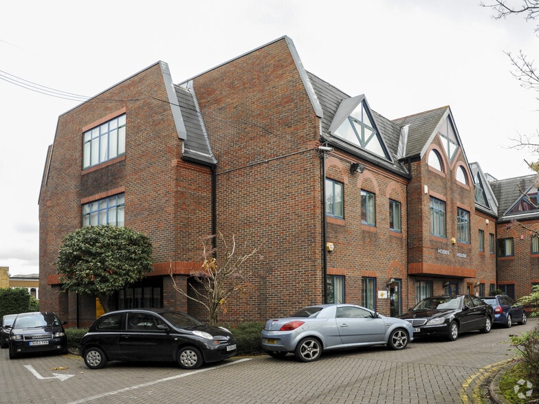 2 Bessborough Rd, Harrow à vendre - Photo principale – Image 1 sur 3