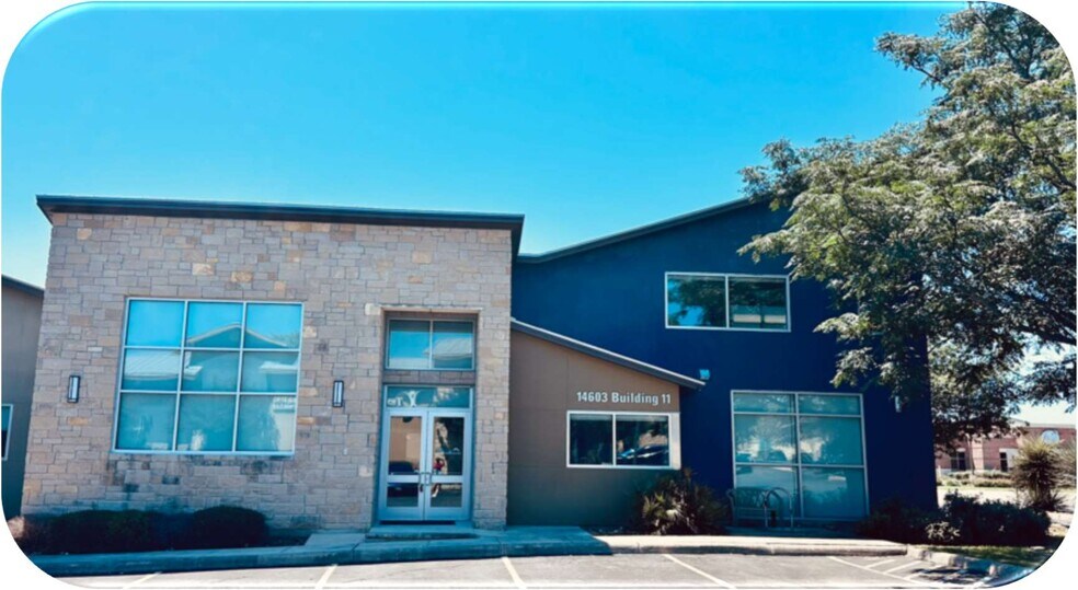 14603 Huebner Rd, San Antonio, TX à louer - Photo de l’immeuble – Image 1 sur 3