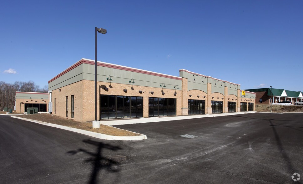 14 Compass Pt, Martinsburg, WV à louer - Photo de l’immeuble – Image 1 sur 26