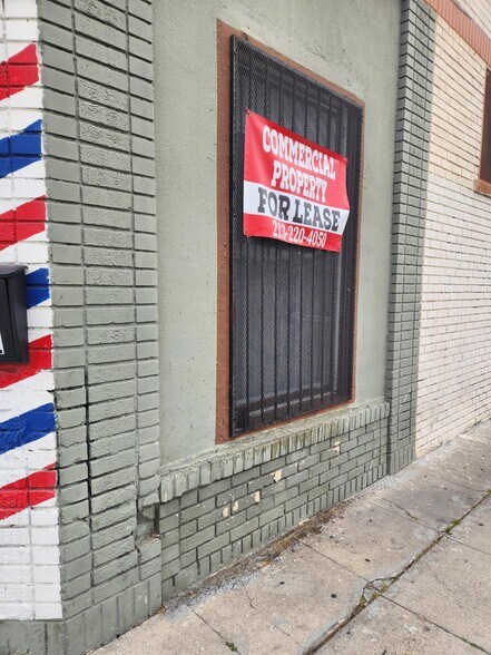 2822 W Slauson Ave, Los Angeles, CA à louer - Photo de l’immeuble – Image 2 sur 8