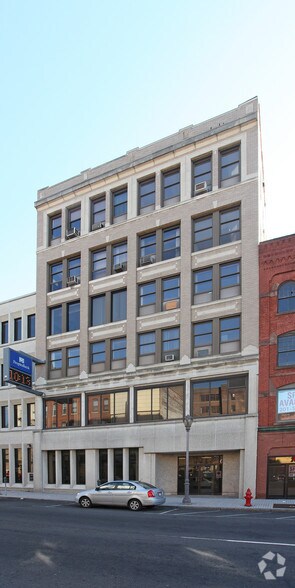 314-318 High St, Holyoke, MA à vendre - Photo principale – Image 1 sur 5