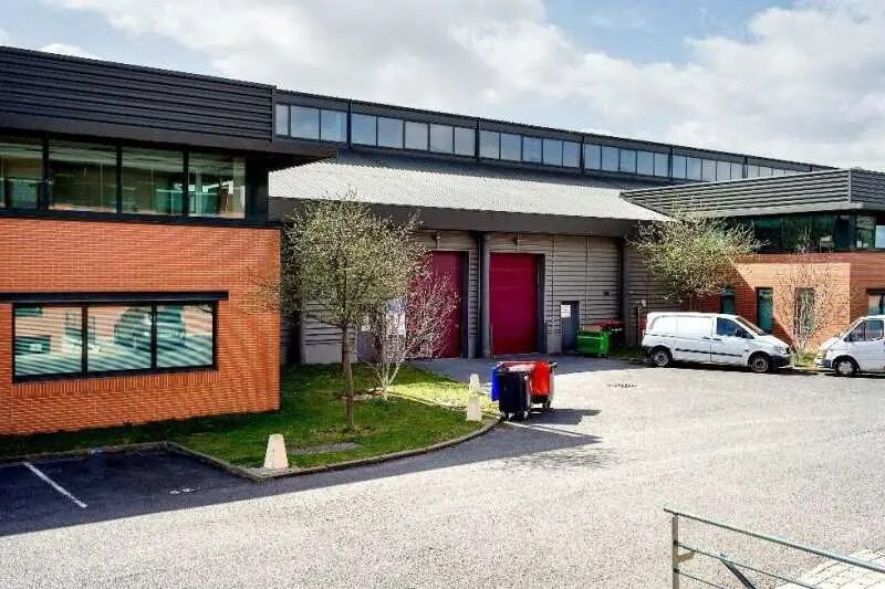 70 Rue Ambroise Croizat, Saint-Denis à louer - Photo de l’immeuble – Image 1 sur 7
