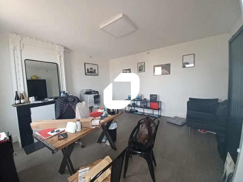 Bureau dans Beychac-et-Caillau à louer - Photo intérieure – Image 3 sur 4