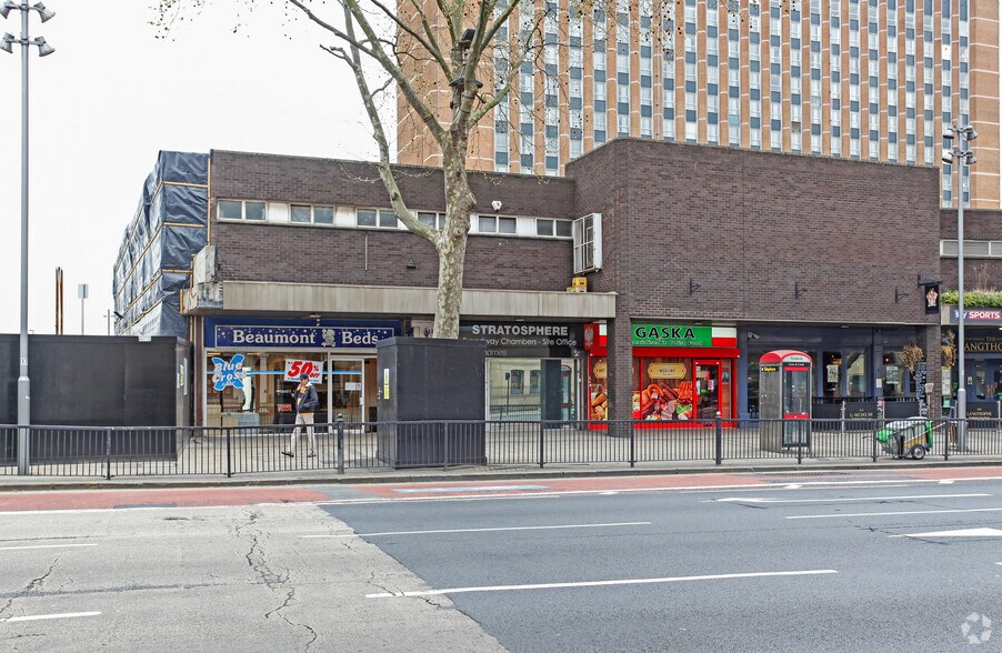 6 Broadway, Londres à louer - Photo de l’immeuble – Image 2 sur 2