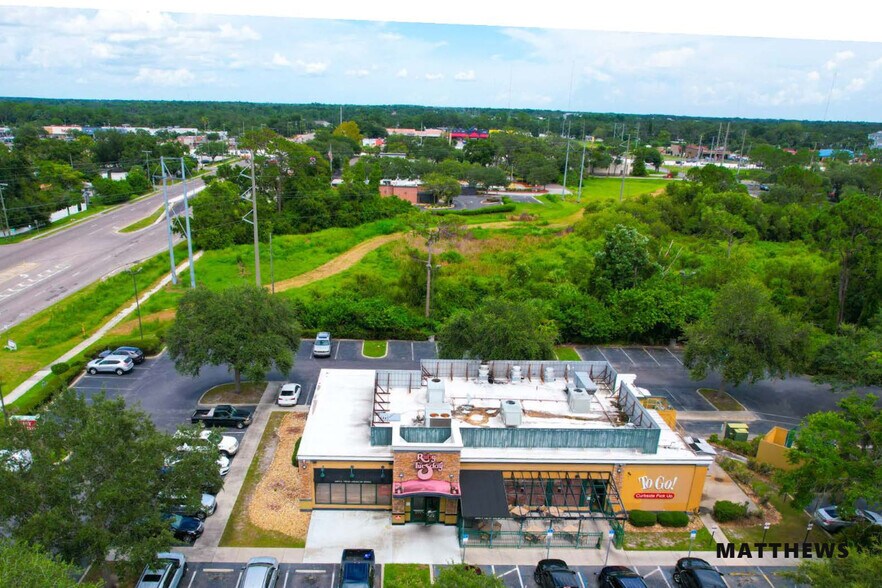 10509 Gibsonton Dr, Riverview, FL à vendre - Photo de l’immeuble – Image 2 sur 2