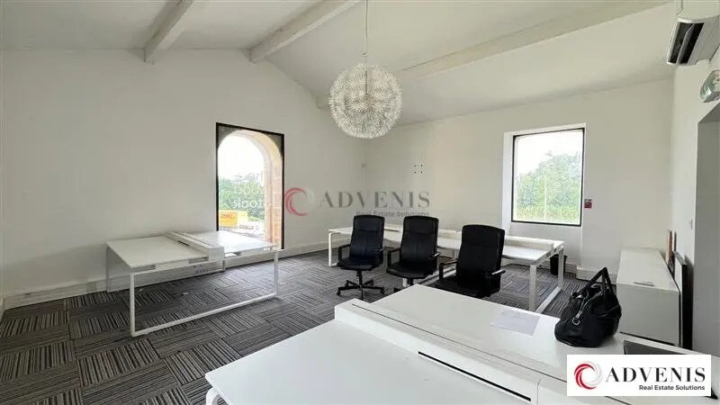 Bureau dans Lormont à louer - Photo de l’immeuble – Image 2 sur 9
