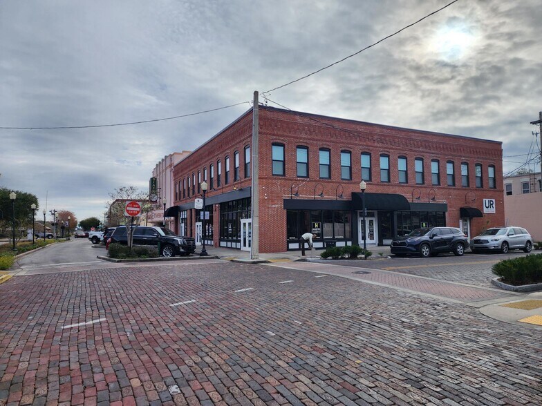 102 S Evers St, Plant City, FL à louer - Photo de l’immeuble – Image 2 sur 7