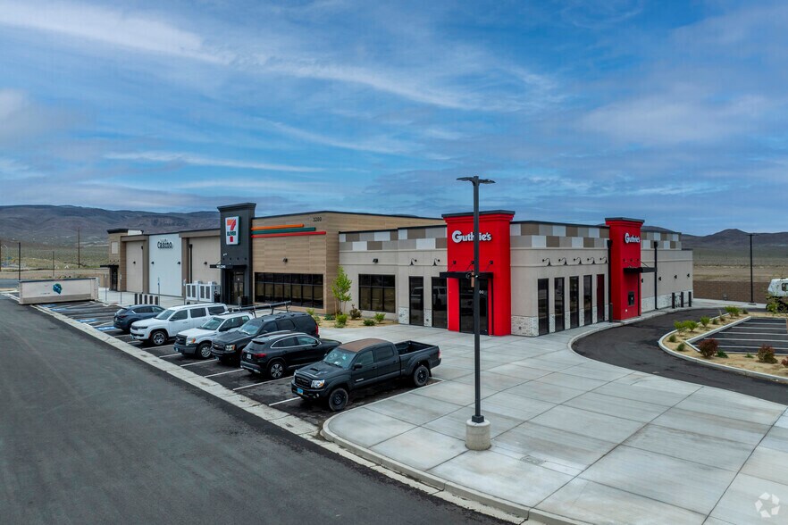 32000 Opal Ave, Silver Springs, NV à louer - Photo de l’immeuble – Image 2 sur 4