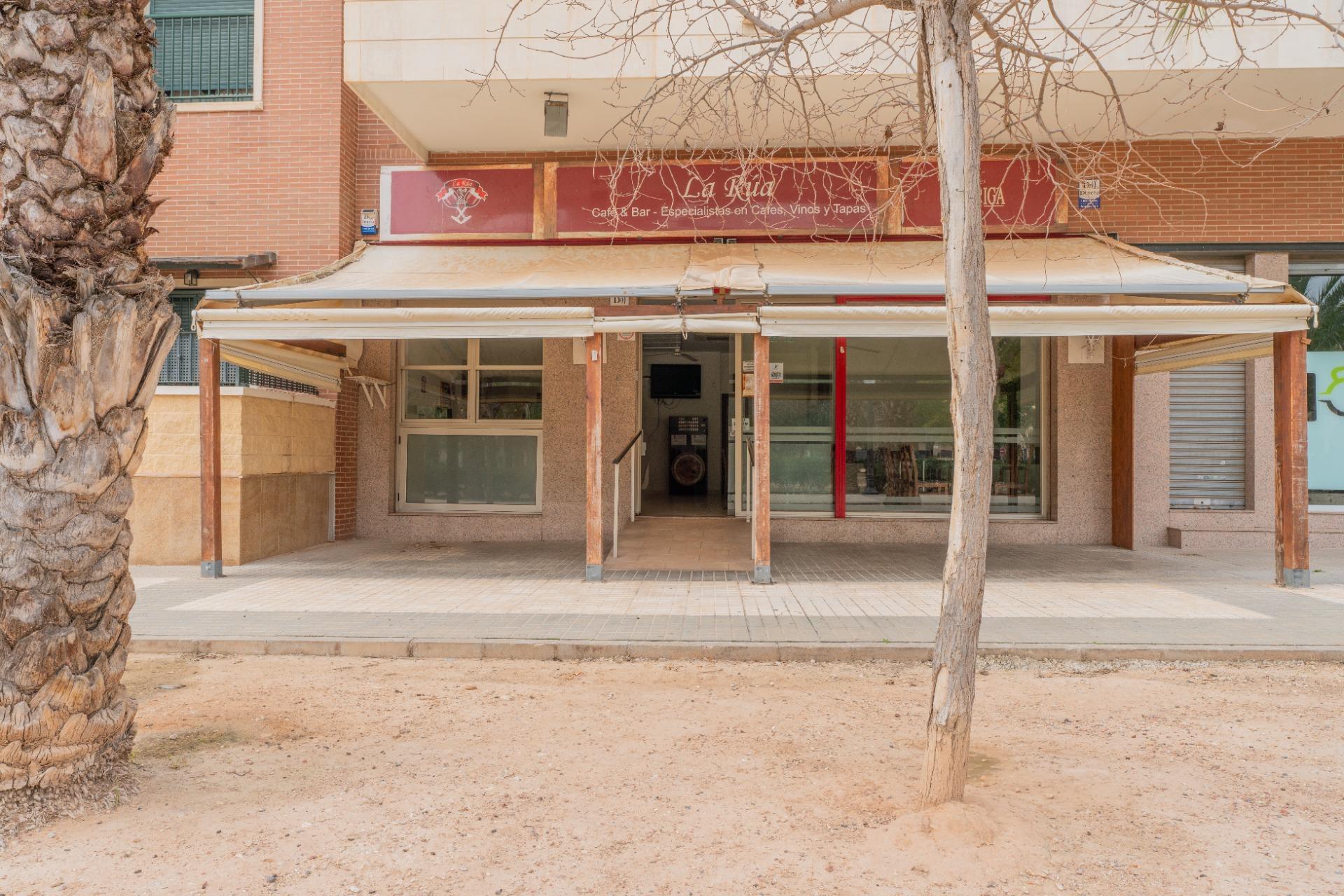 Local commercial dans Elche, Alicante à louer Photo intérieure– Image 1 sur 12
