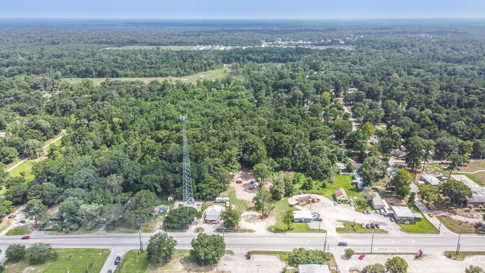 26242 FM 2090 Rd, Splendora, TX à vendre - Photo de l’immeuble – Image 3 sur 23