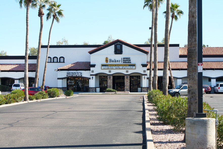 2035 S Alma School Rd, Mesa, AZ à louer - Photo principale – Image 1 sur 17