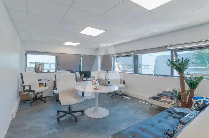128 Bis Avenue Jean Jaurès, Ivry-sur-Seine à louer - Photo de l’immeuble – Image 1 sur 10