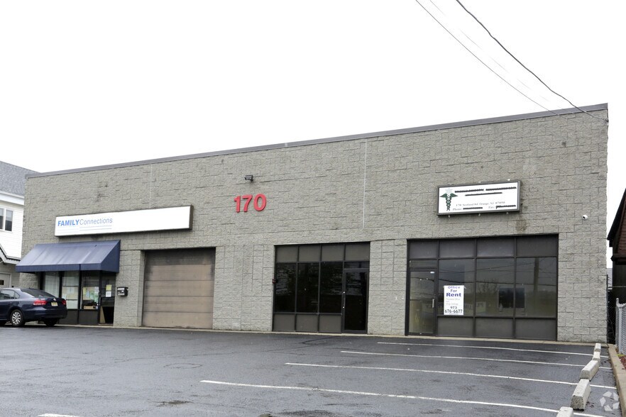 170 Scotland Rd, Orange, NJ à louer - Photo principale – Image 1 sur 11